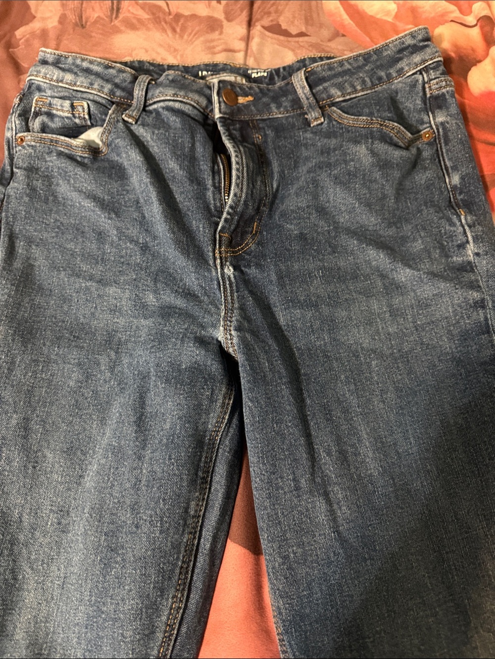 Old Navy Medium Blue Flare Jeans - Picture 2 of 4